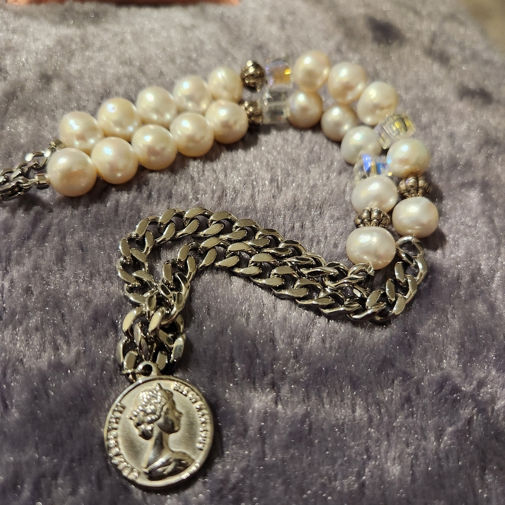 HAND CRAFTED Pearl and Chain Coin Medallion Necklace NWOT